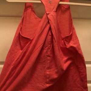 Lululemon tank top
